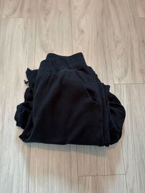 Group Babaton Jogger Set